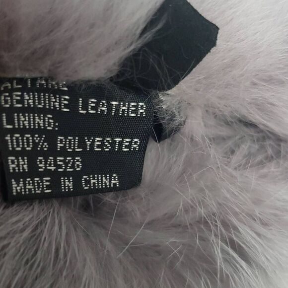 Altare Black Leather with Fur Gloves - Picture 6 of 8